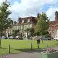 In the cathedral close, A Camper Van Odyssey: Oxford, Salisbury, New Forest and Barton-on-Sea - 19th June 2011