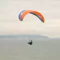 Parasailer in front of the Isle of Wight, A Camper Van Odyssey: Oxford, Salisbury, New Forest and Barton-on-Sea - 19th June 2011