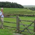 Neil does a modelling pose by a Dartmoor gate, Mike's Memorial, Prince Hall Hotel, Two Bridges, Dartmoor - 12th July 2011
