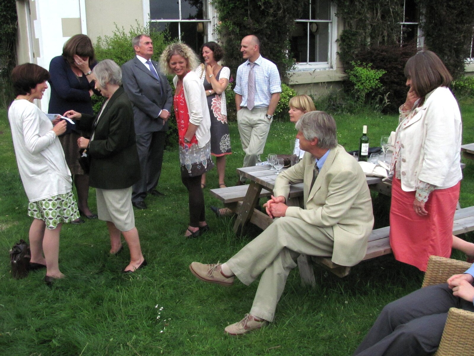 Milling throngs from Mike's Memorial, Prince Hall Hotel, Two Bridges, Dartmoor - 12th July 2011