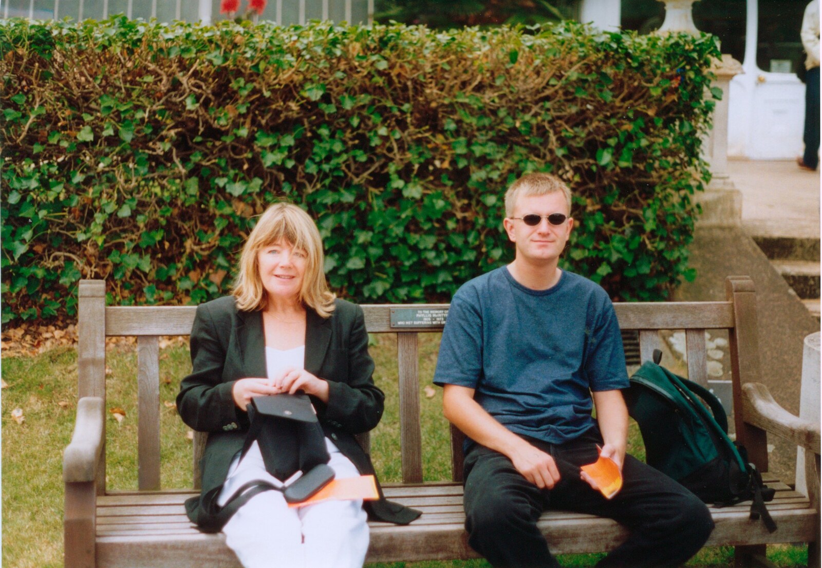 An orphaned photo at Kew Gardens in 1999 of Nosher and Mother from Mike's Memorial, Prince Hall Hotel, Two Bridges, Dartmoor - 12th July 2011