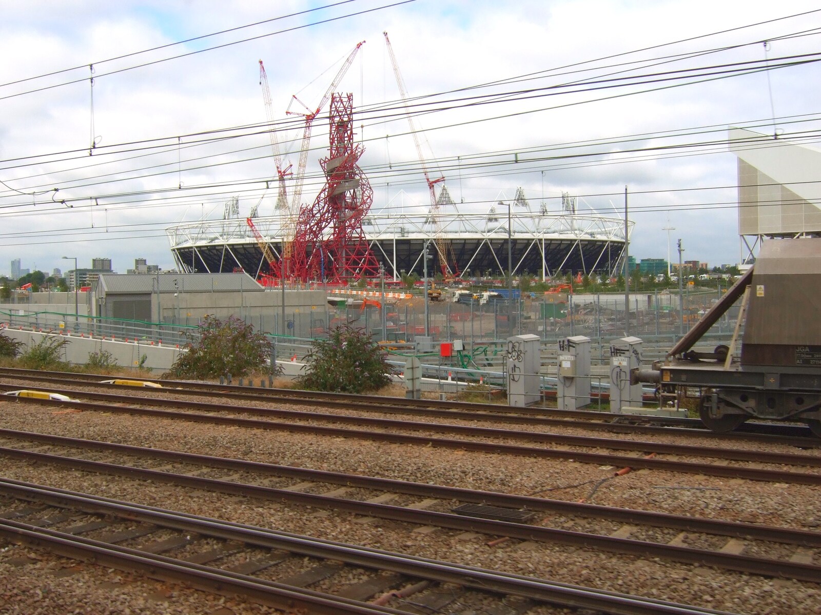 The Olympic athletics venue and the Helter-Skelter from On the Rails, and a Kebab, Stratford and Diss, Norfolk - 31st July 2011