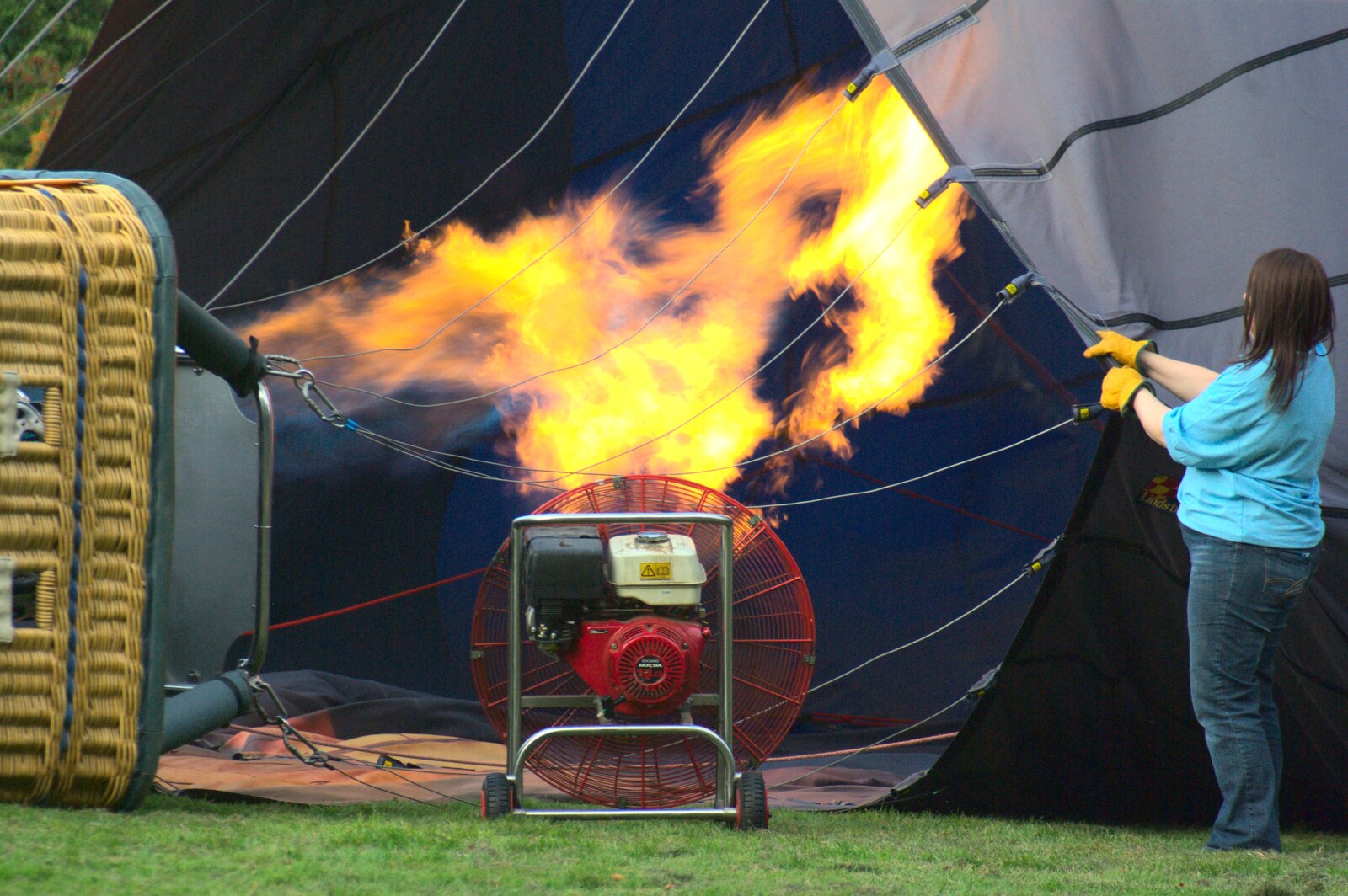 Flaming gas heats up the balloon from BSCC at Roydon, TouchType's Hack Day, and a Summer Fair, Cambridge and Diss - 1st September 2011