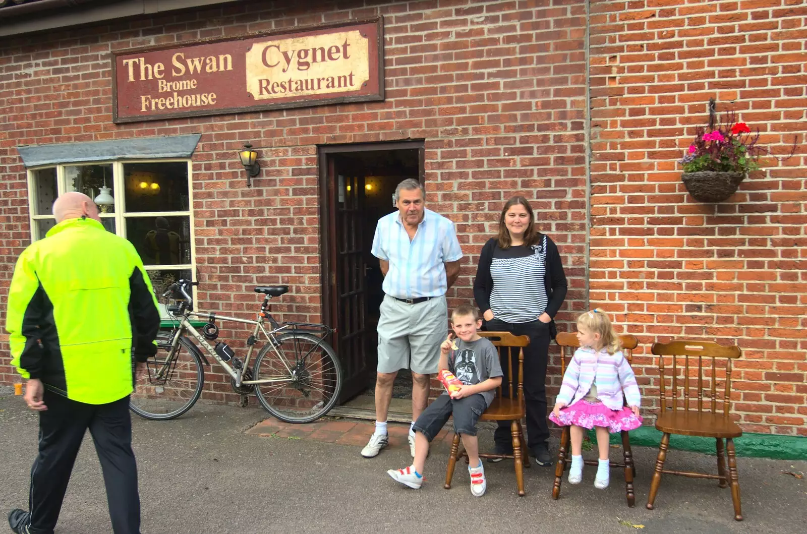 Alan, Claire and family, from The Tour of Britain, Brome, Suffolk - 17th September 2011