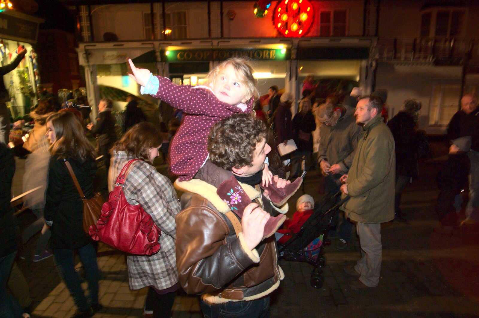 Clive carries Amelia around from The Christmas Lights Switch-On, Eye, Suffolk - 2nd December 2011