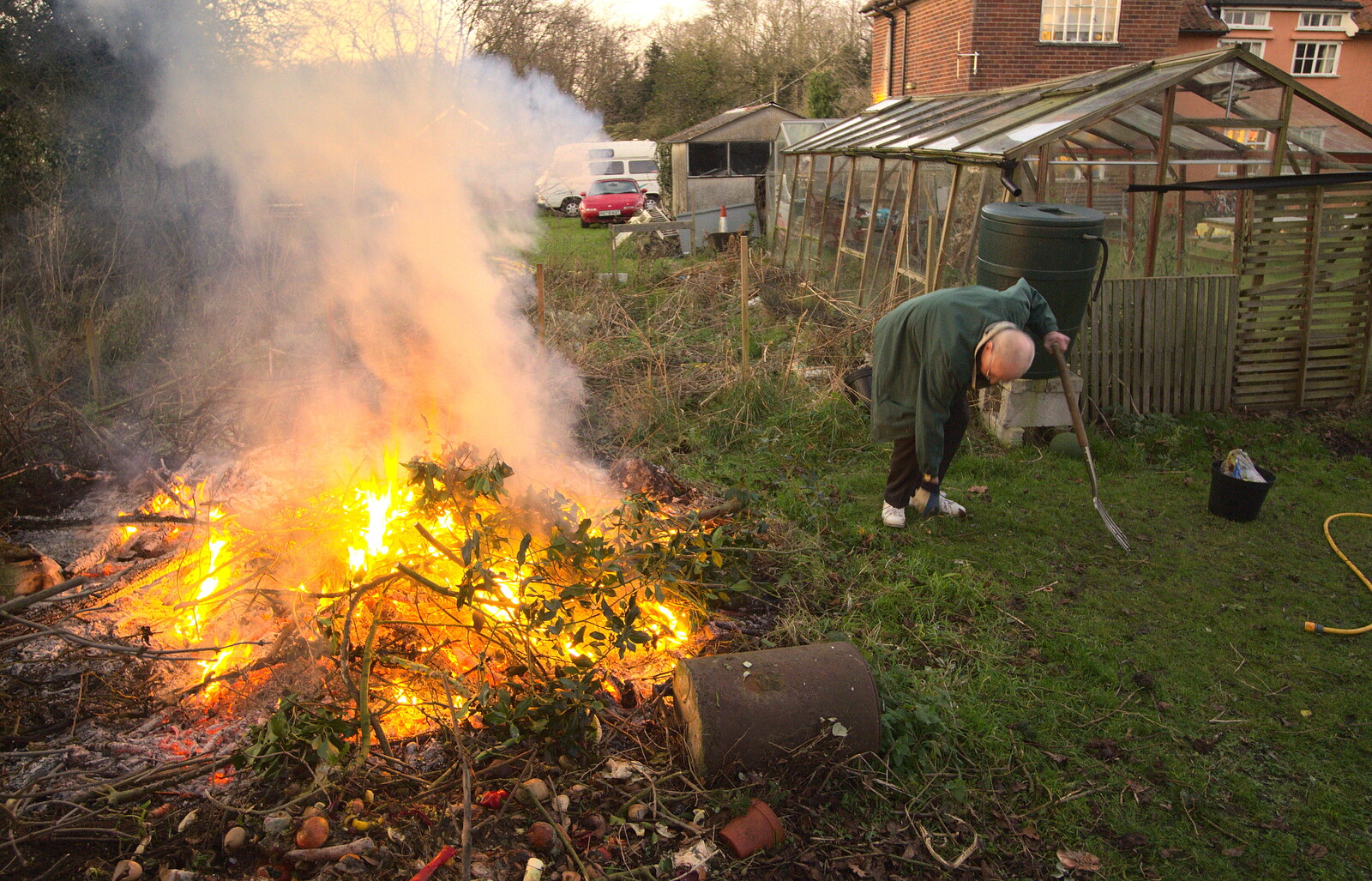 Granddad's big burn up from Railway Randomness, and Grandad Sets Fire to Stuff, London and Brome, Suffolk - 22nd January 2012