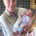 Grandad comes over to have a go, Sprog Day 2: The Sequel, Brook Ward, Ipswich Hospital - 28th March 2012