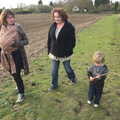Trundling around the back field, Evelyn and "Da Wheeze", and Lunch at the Cock Inn, Brome, Ipswich and Diss - 9th April 2012