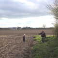 Fred and Louise walk around to Chinner's field, Evelyn and "Da Wheeze", and Lunch at the Cock Inn, Brome, Ipswich and Diss - 9th April 2012
