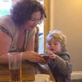 Fred looks at Louise's camera, Evelyn and "Da Wheeze", and Lunch at the Cock Inn, Brome, Ipswich and Diss - 9th April 2012