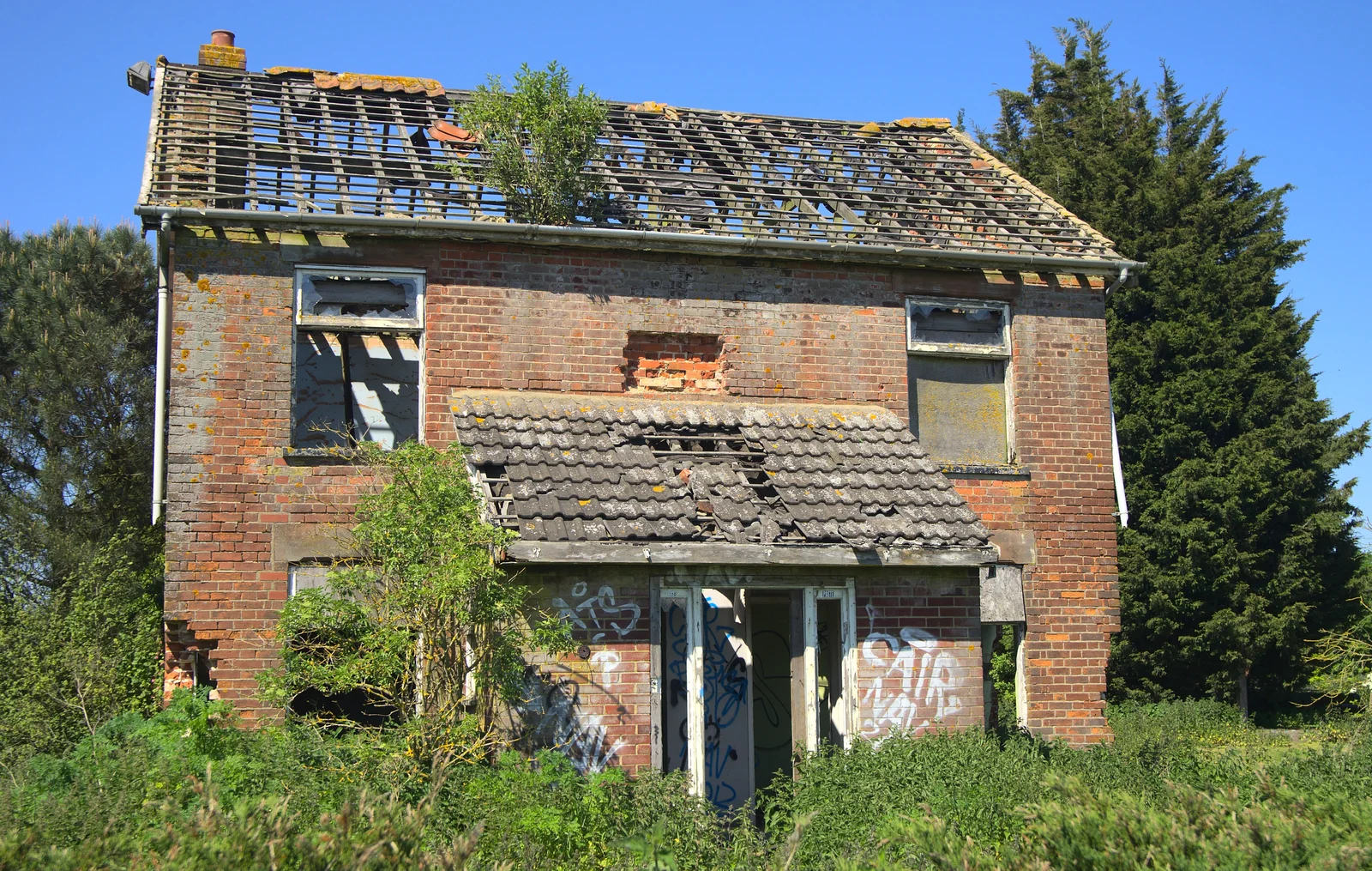 A derelict house, open to the elements, from Rural Norfolk Dereliction and Graffiti, Ipswich Road, Norwich - 27th May 2012