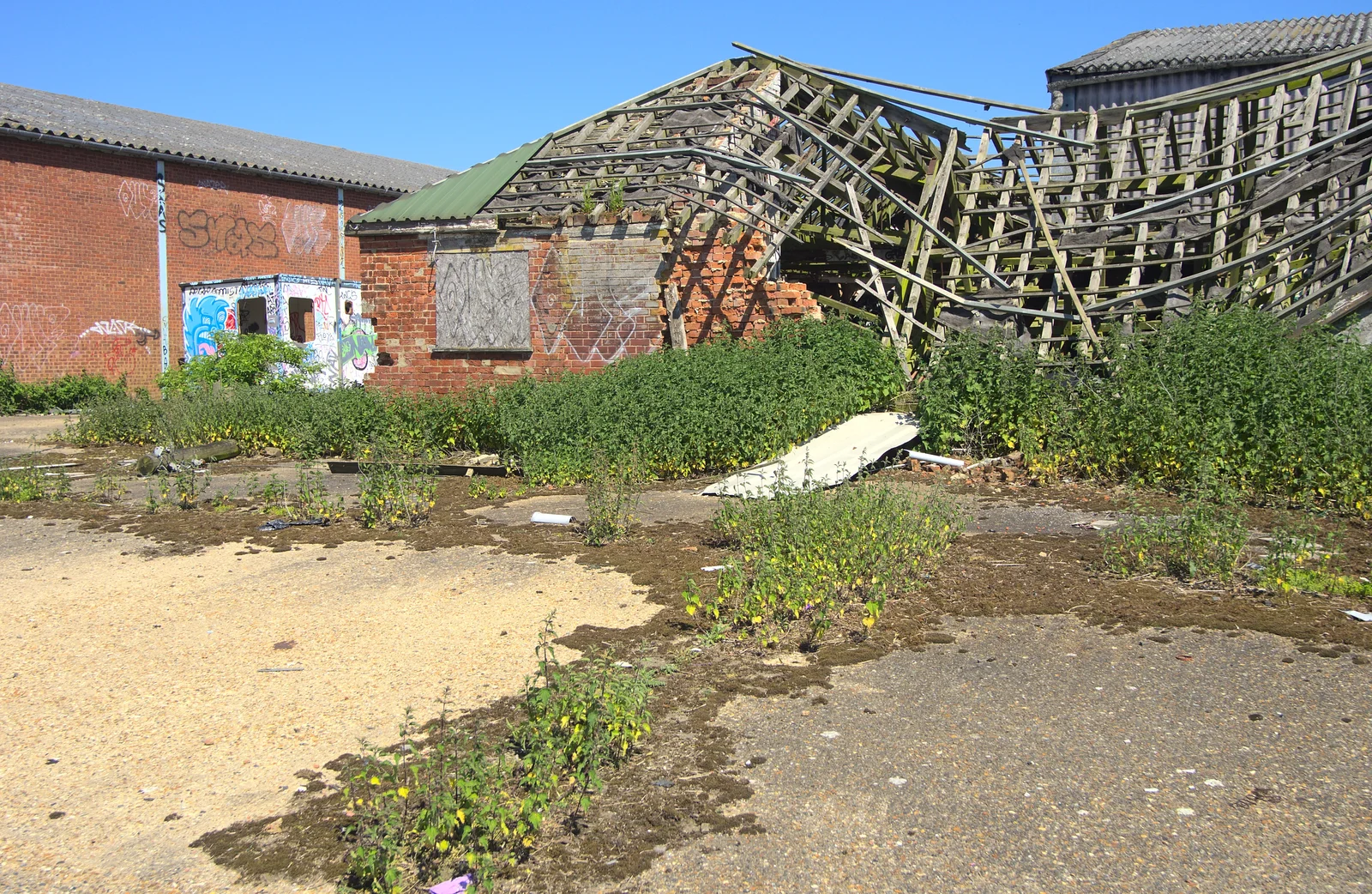 A collapsed barn, from Rural Norfolk Dereliction and Graffiti, Ipswich Road, Norwich - 27th May 2012