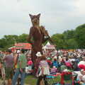 There's a big wicker fox with a fiddle, The Cambridge Folk Festival, Cherry Hinton, Cambridge - 28th July 2012