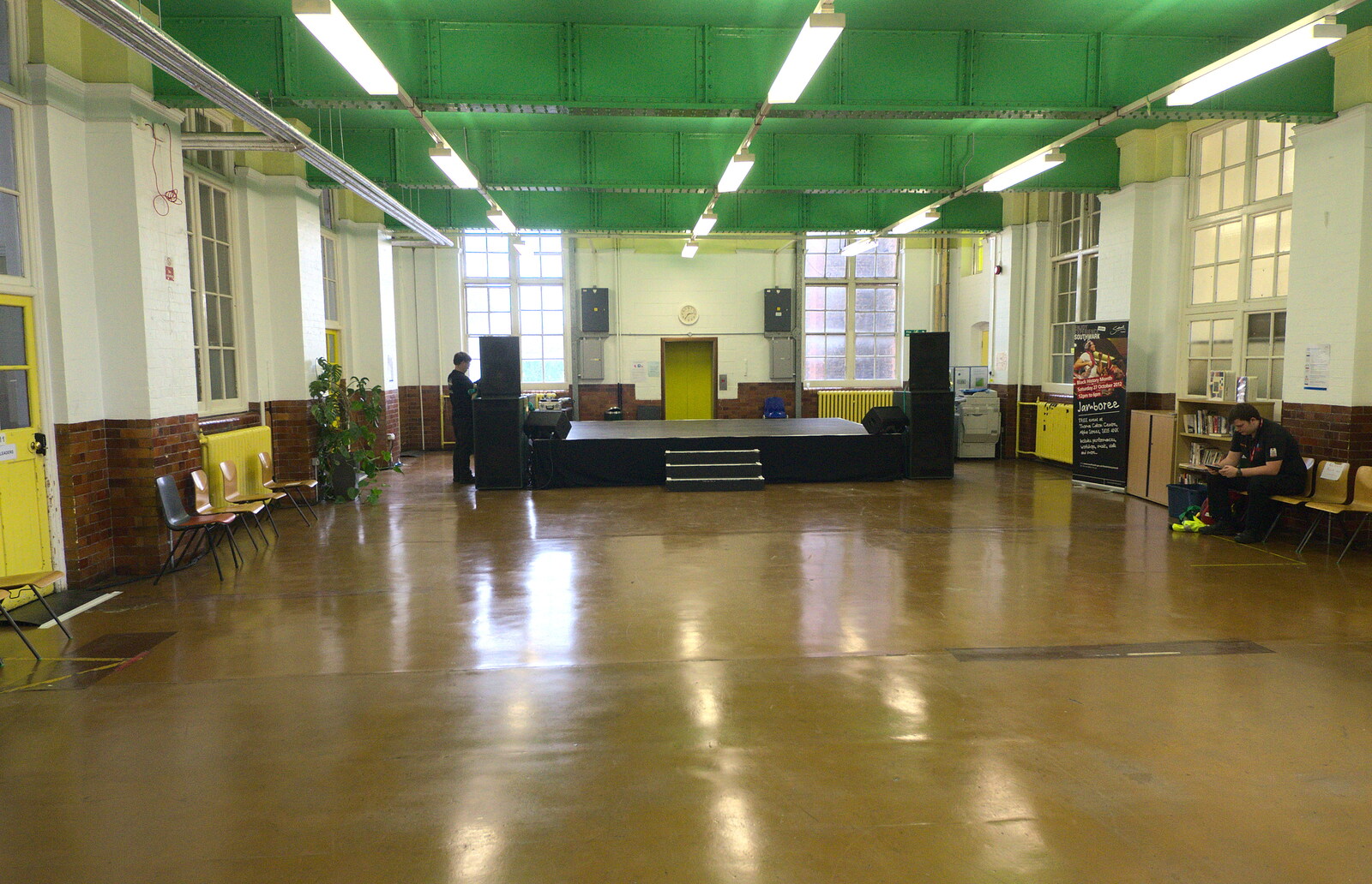 Peckham Community Centre, with not much happening from Another Trip to Peckham, Southwark, London - 28th October 2012