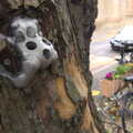 There's a curious steel frog in a tree, Another Trip to Peckham, Southwark, London - 28th October 2012
