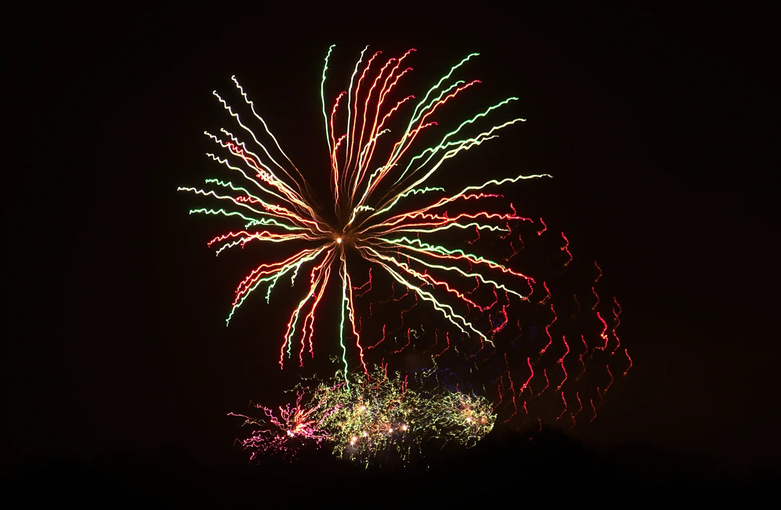 A starbursts of fireworks, from Butterflies and Fireworks, Brome and Wortham, Suffolk and Norfolk - 3rd November 2012