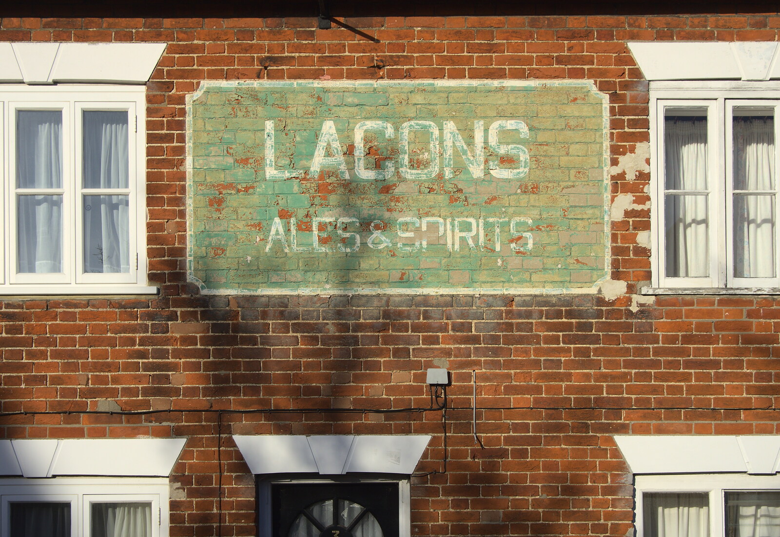 An old Lacon's wall advert from Sis Comes to Visit, Eye, Suffolk - 18th November 2012