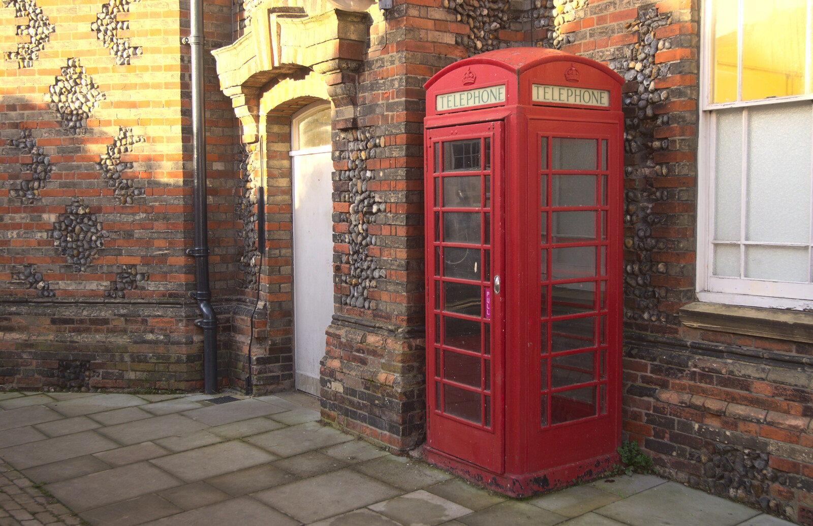 A K6 phonebox outside the Town Hall from Sis Comes to Visit, Eye, Suffolk - 18th November 2012