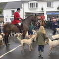 Hounds mill around the Master of the Hunt, The Boxing Day Hunt, Chagford, Devon - 26th December 2012
