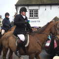 A horseback rum and coke, The Boxing Day Hunt, Chagford, Devon - 26th December 2012