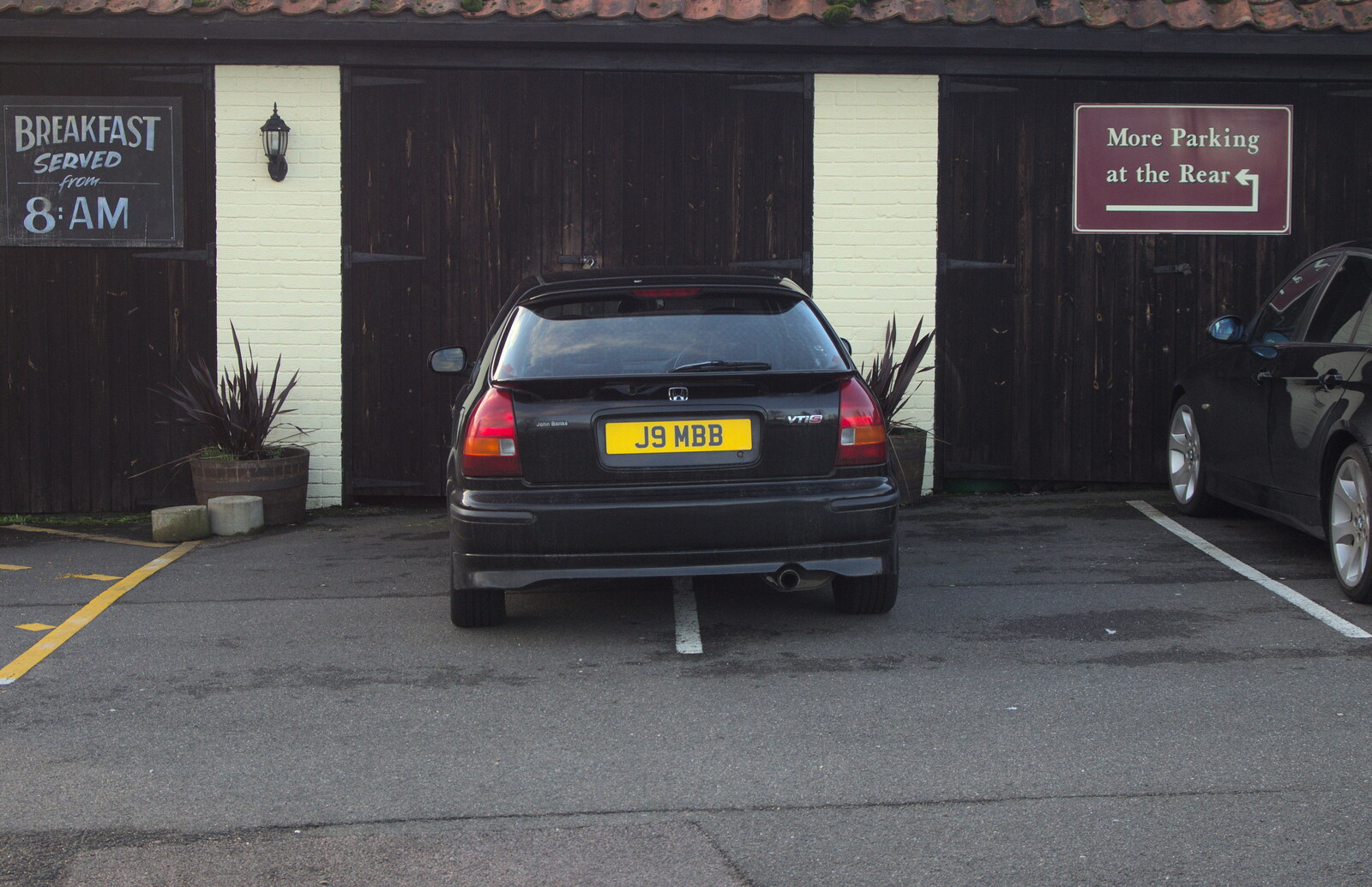 Quality fascist parking from New Year's Day and Lunch at the White Horse, Ipswich, Finningham and Brome - 1st January 2013