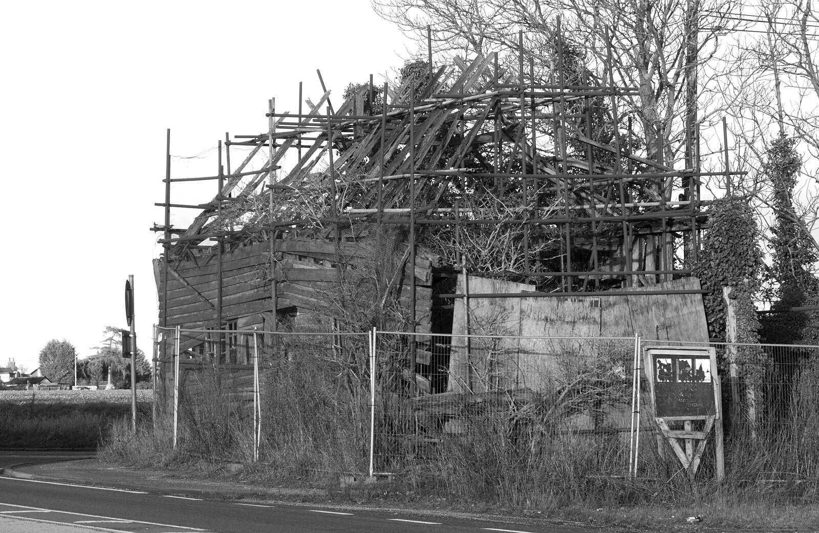 The remains of a building on the Stoke Ash crossroads from New Year's Day and Lunch at the White Horse, Ipswich, Finningham and Brome - 1st January 2013