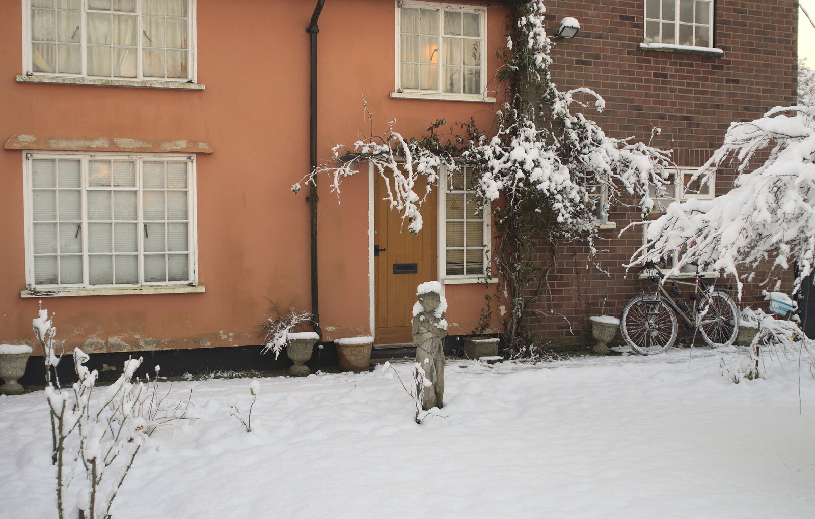 The front of the house from A Couple of Snow Days, Brome, Suffolk - 16th January 2013