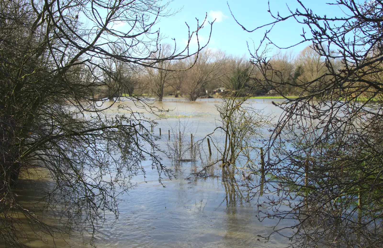 More flooding, from Flooding at the King's Bridge, and Lunch at the Beaconsfield Arms, Suffolk - 27th January 2013