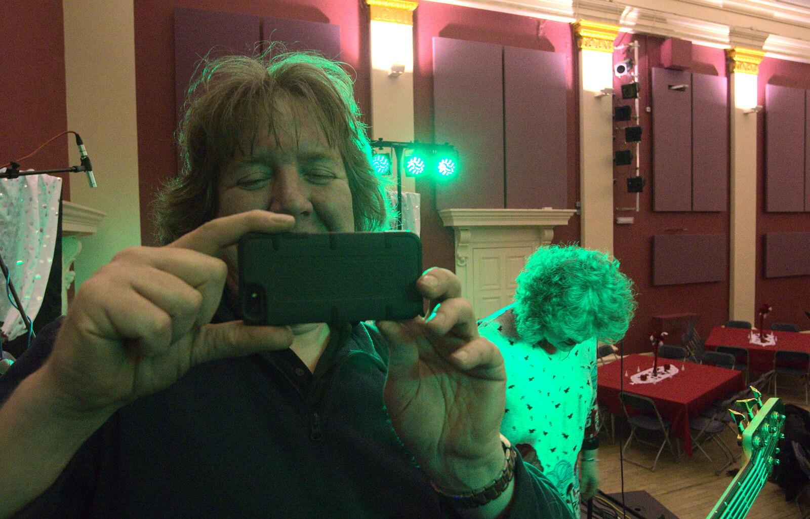Max takes a photo from The BBs at The Cornhall, Diss, Norfolk - 31st January 2013