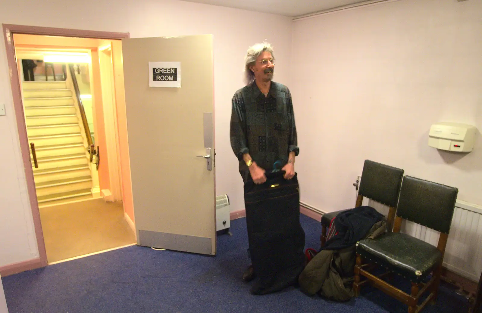 Rob looks for somewhere to hang his gear, from The BBs at The Cornhall, Diss, Norfolk - 31st January 2013