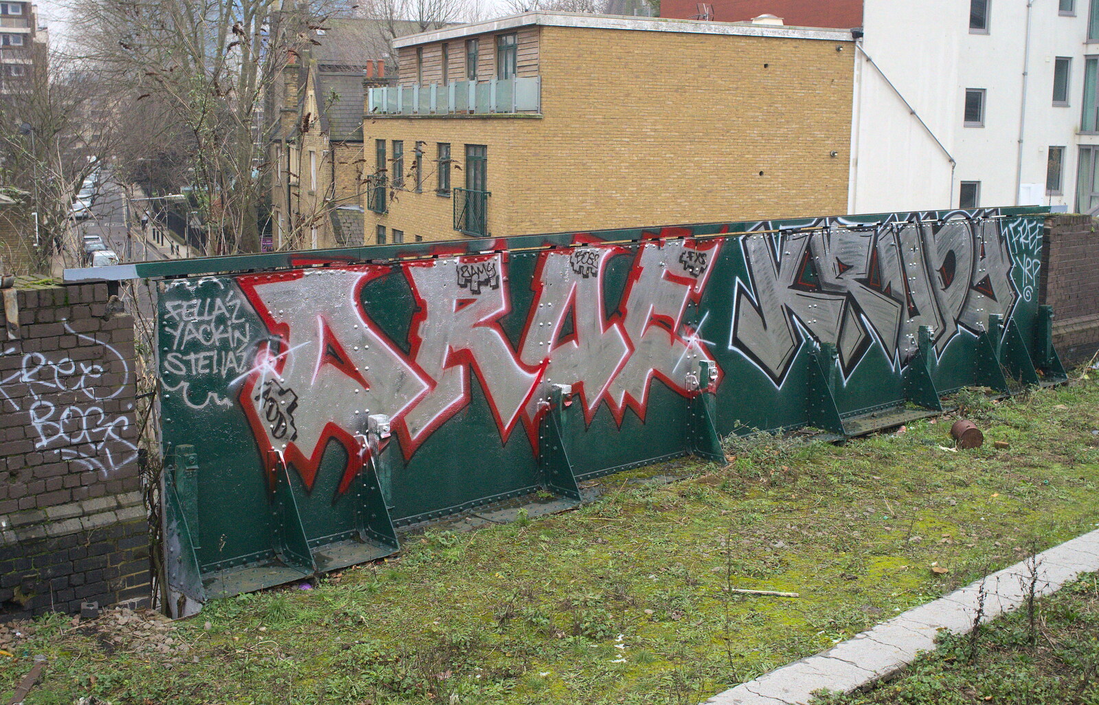Fellaz yackin Stellaz graffiti from Harry Eats, and a Little London Randomness, Suffolk and London - 12th February 2013