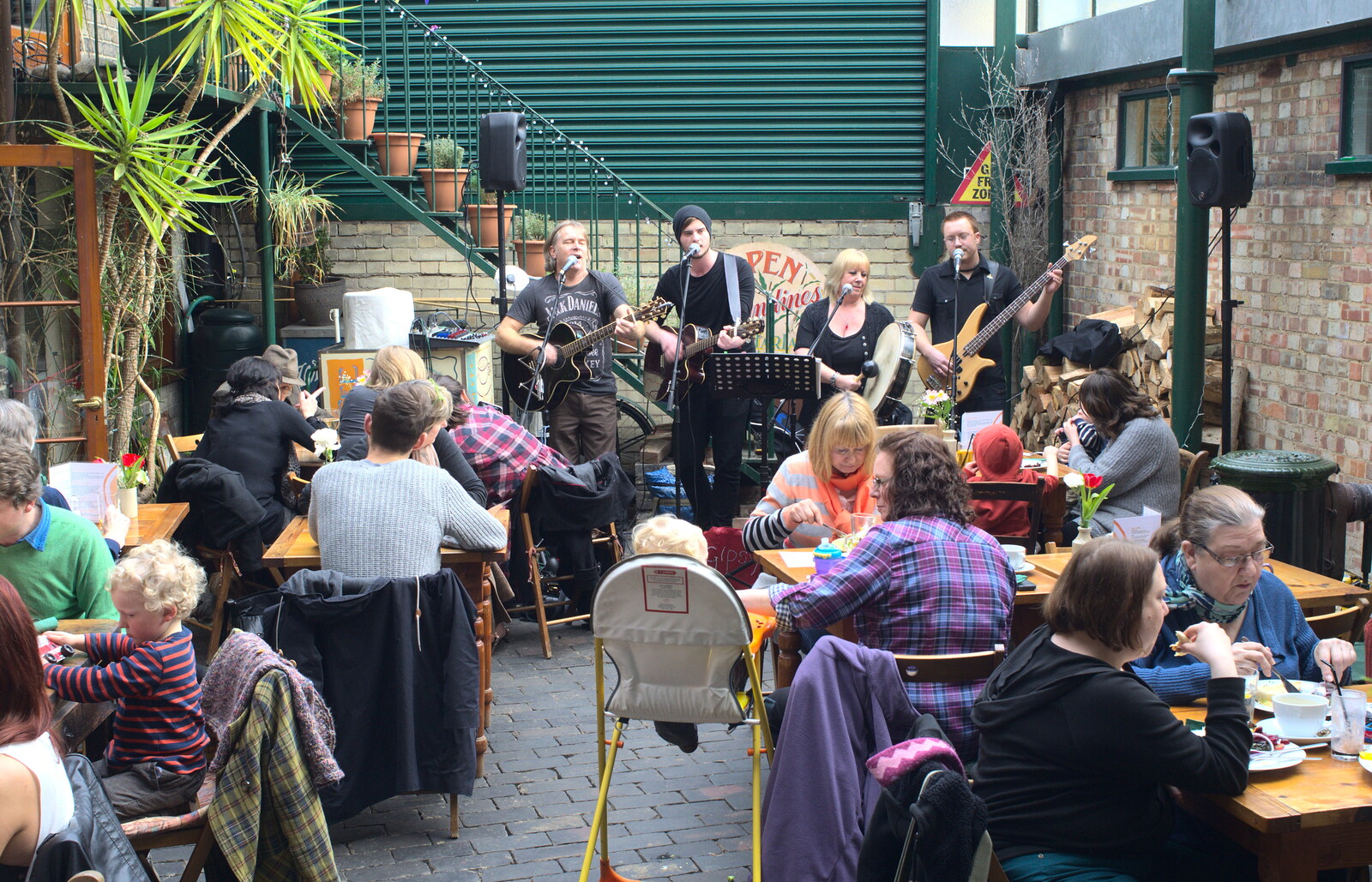 A busy Amandine's courtyard from Music at Amandines and a High Lodge Bike Ride, Diss and Brandon - 17th February 2013