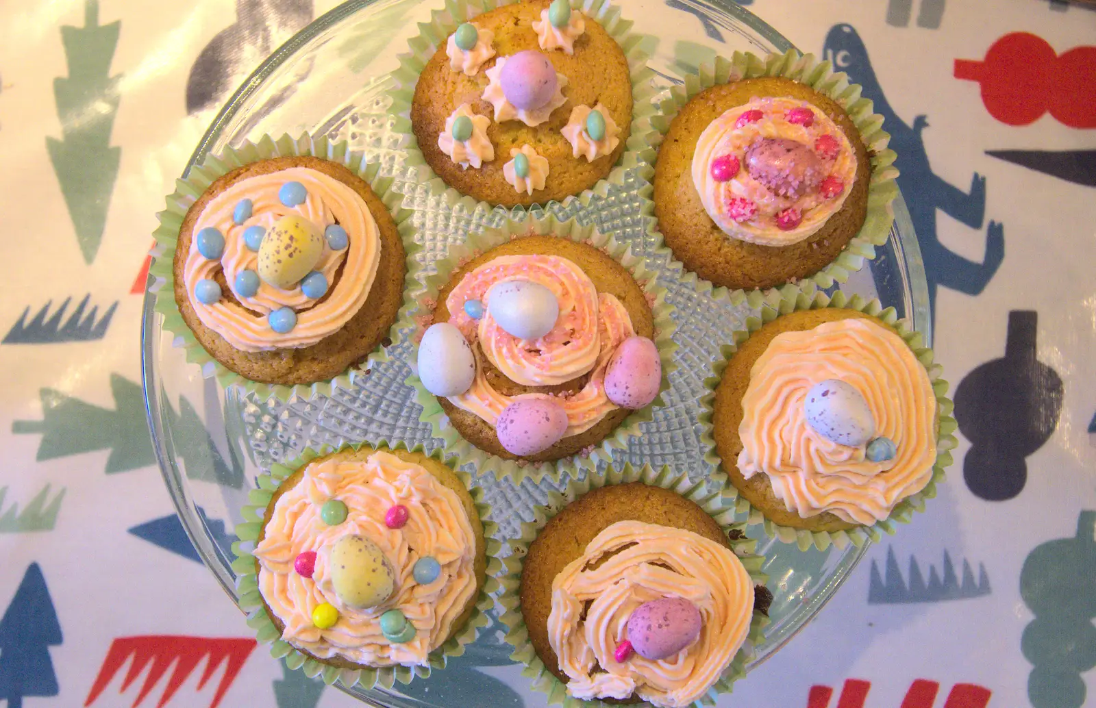 A nice collection of cup cakes, from An Easter Visit from Da Gorls, Brome, Suffolk - 2nd April 2013