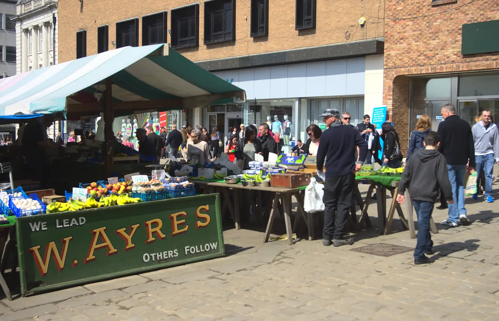 An outdoor market, from Chesterfield and the Twisty Spire, Derbyshire - 19th April 2013