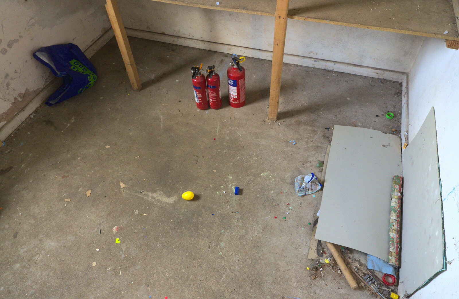 More fire extinguishers from Demolishing The 1st Eye Scout Hut, Wellington Road, Eye, Suffolk - 11th May 2013