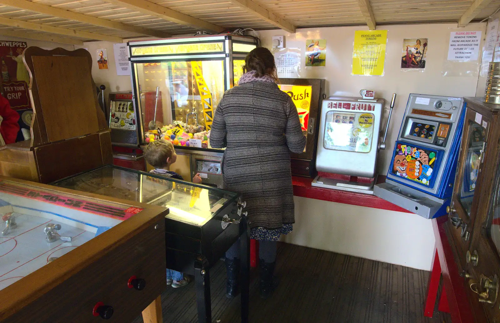 In the old-time amusement arcade, from A Day at Bressingham Steam and Gardens, Diss, Norfolk - 18th May 2013