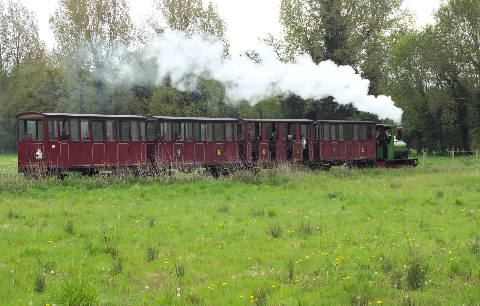 The 'Garden Express' trundles off, from A Day at Bressingham Steam and Gardens, Diss, Norfolk - 18th May 2013