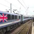 Another vintage - Class 90 90009 Diamond Jubilee, Tangmere at Norwich Station, Norwich, Norfolk - 25th May 2013