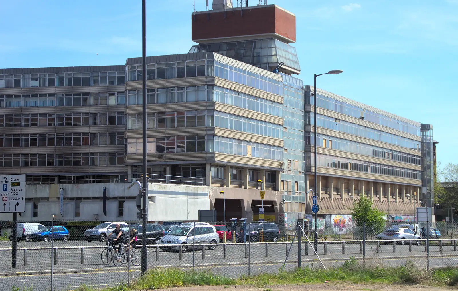 The old derelict HMSO building on Botolph Street, from The Dereliction of HMSO, Botolph Street, Norwich - 26th May 2013