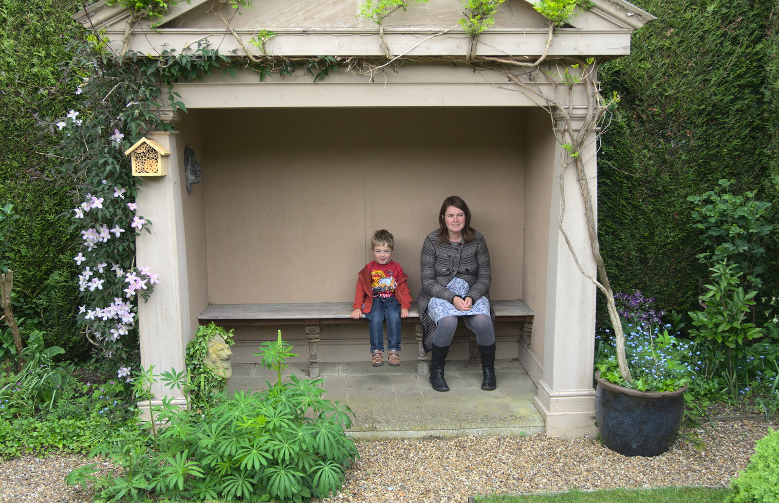 The Eye Gardens Open Day, Eye, Suffolk - 1st June 2013: In another garden, Fred and Isobel pause in a fake stone building