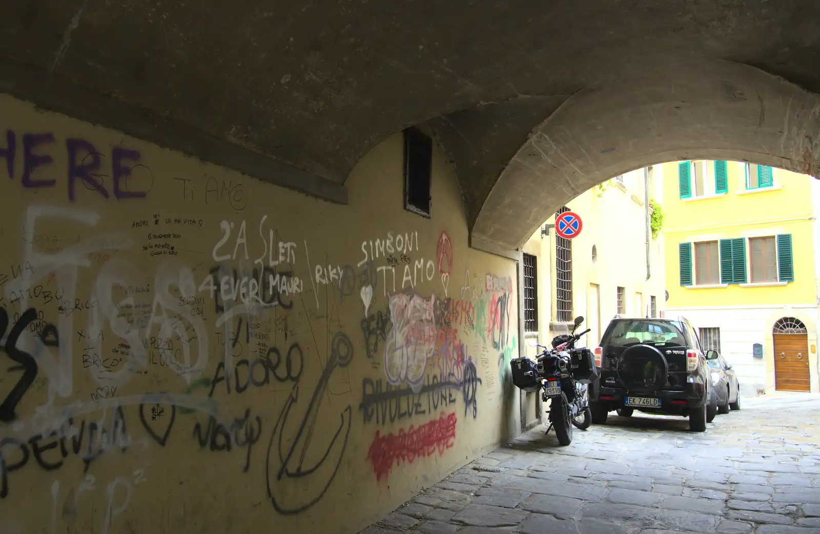 A graffiti's underpass, from Marconi, Arezzo and the Sagra del Maccherone Festival, Battifolle, Tuscany - 9th June 2013