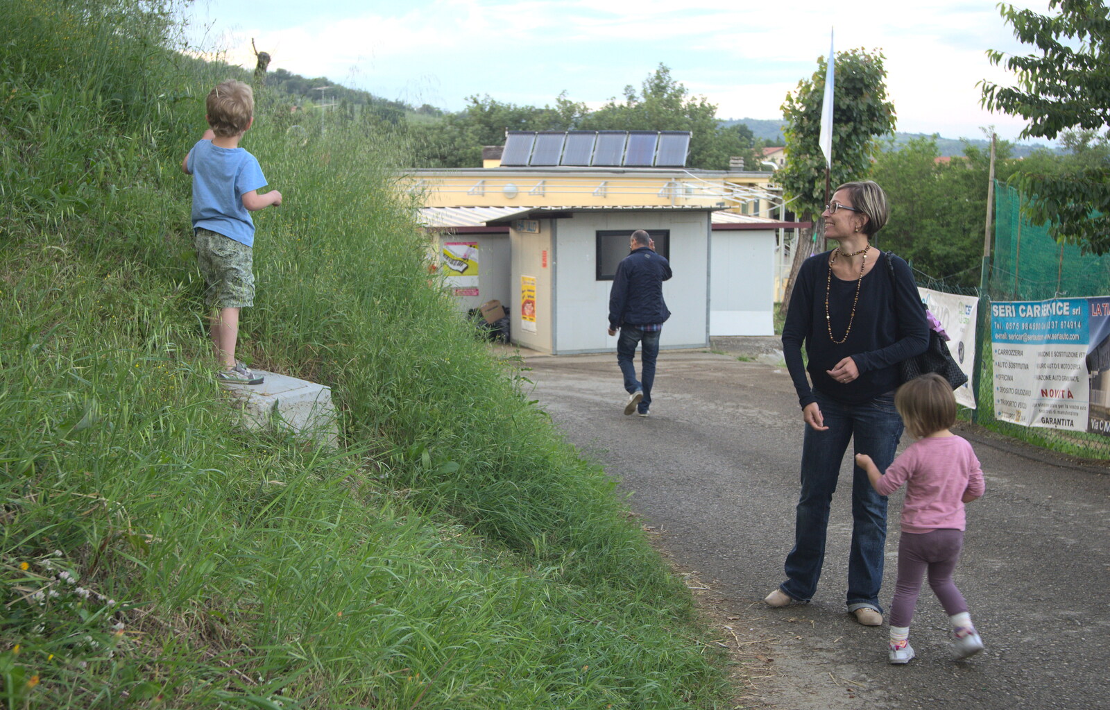 Marconi, Arezzo and the Sagra del Maccherone Festival, Battifolle, Tuscany - 9th June 2013: Fred up a hill