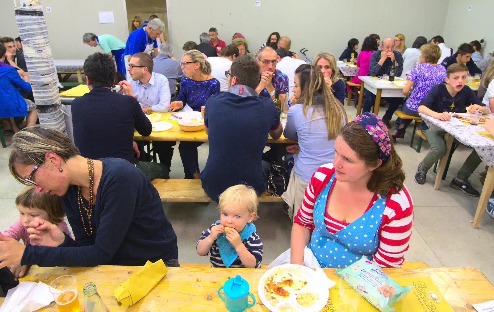 A packed room of diners, from Marconi, Arezzo and the Sagra del Maccherone Festival, Battifolle, Tuscany - 9th June 2013