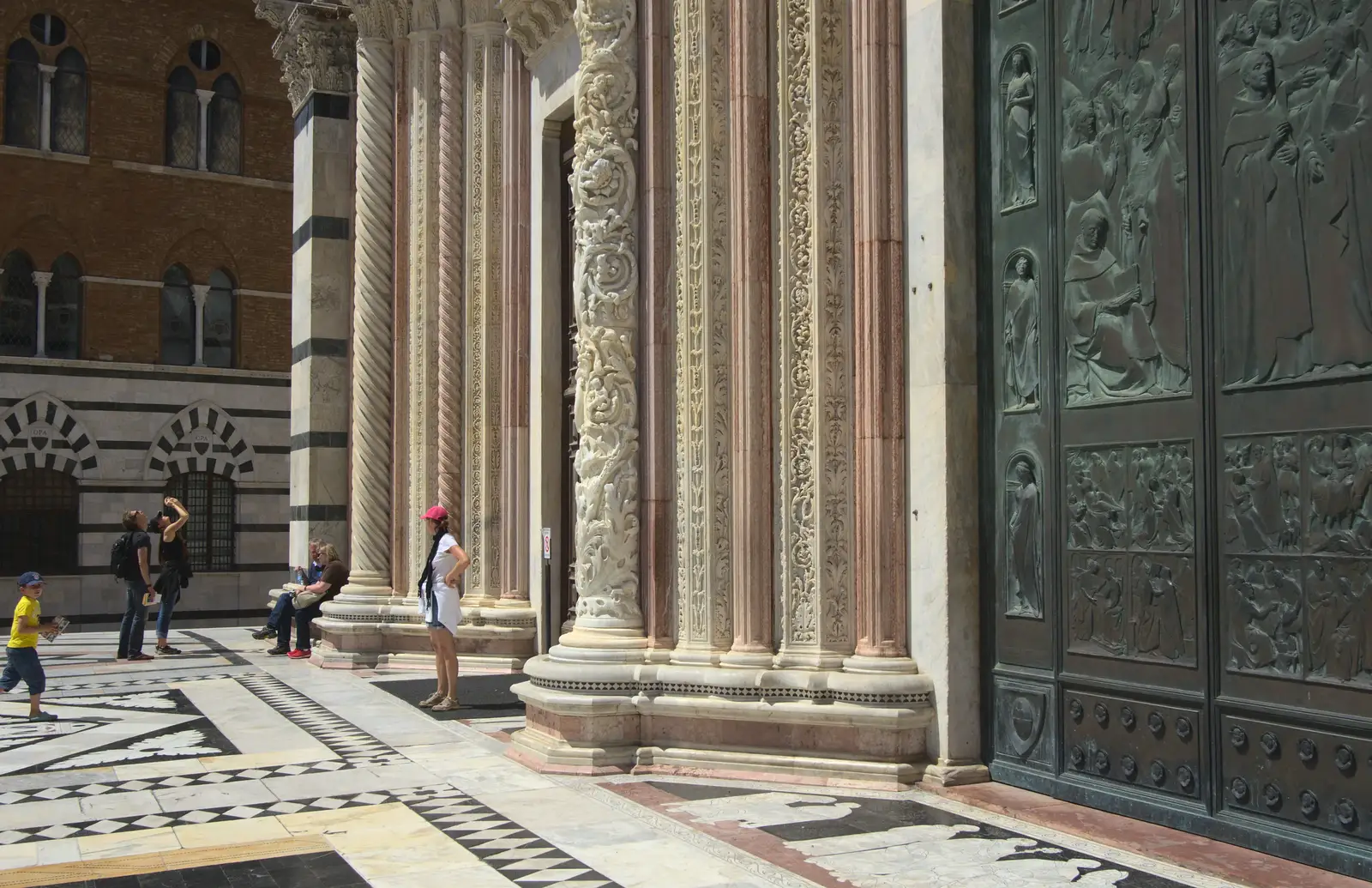 The main entrance to the duomo, from A Tuscan Winery and a Trip to Siena, Tuscany, Italy - 10th June 2013