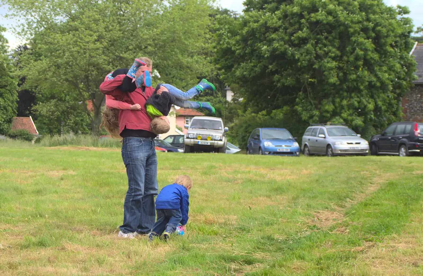 Bill plays with the boys, from Thrandeston Pig Roast and Tractors, Thrandeston Little Green, Suffolk - 23rd June 2013