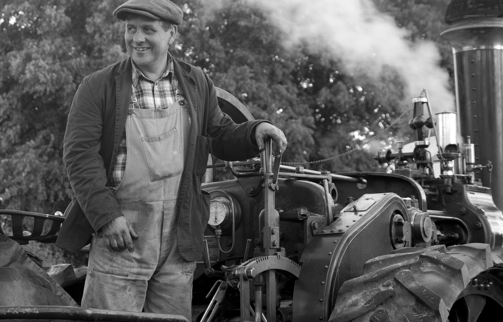 The traction-engine driver from Thrandeston Pig Roast and Tractors, Thrandeston Little Green, Suffolk - 23rd June 2013