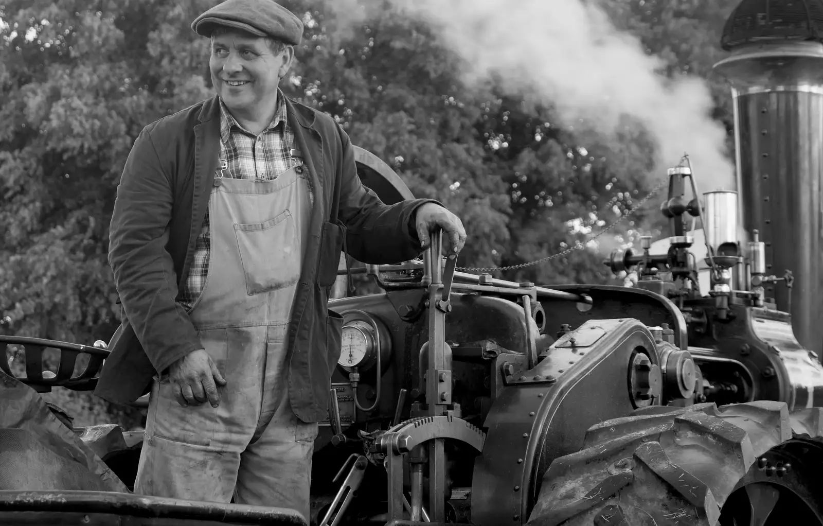 The traction-engine driver, from Thrandeston Pig Roast and Tractors, Thrandeston Little Green, Suffolk - 23rd June 2013