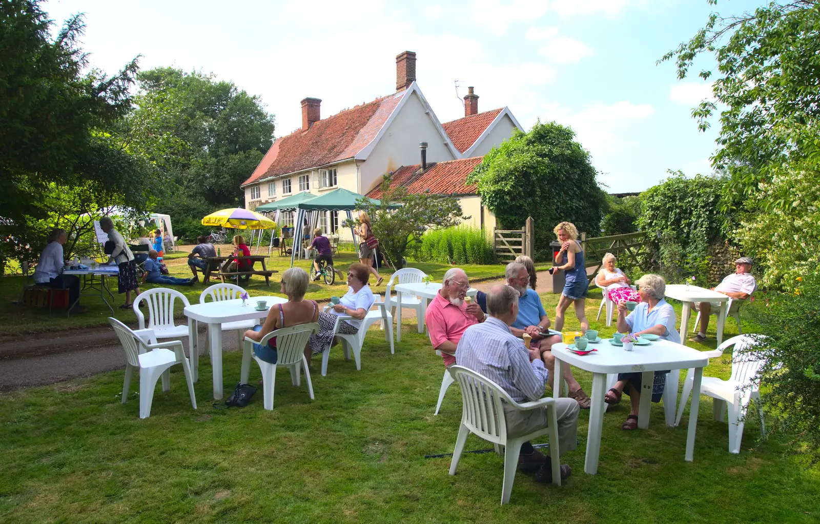 Time for tea, from Marconi's Demolition and Brome Village Fete, Chelmsford and Brome, Suffolk - 6th July 2013