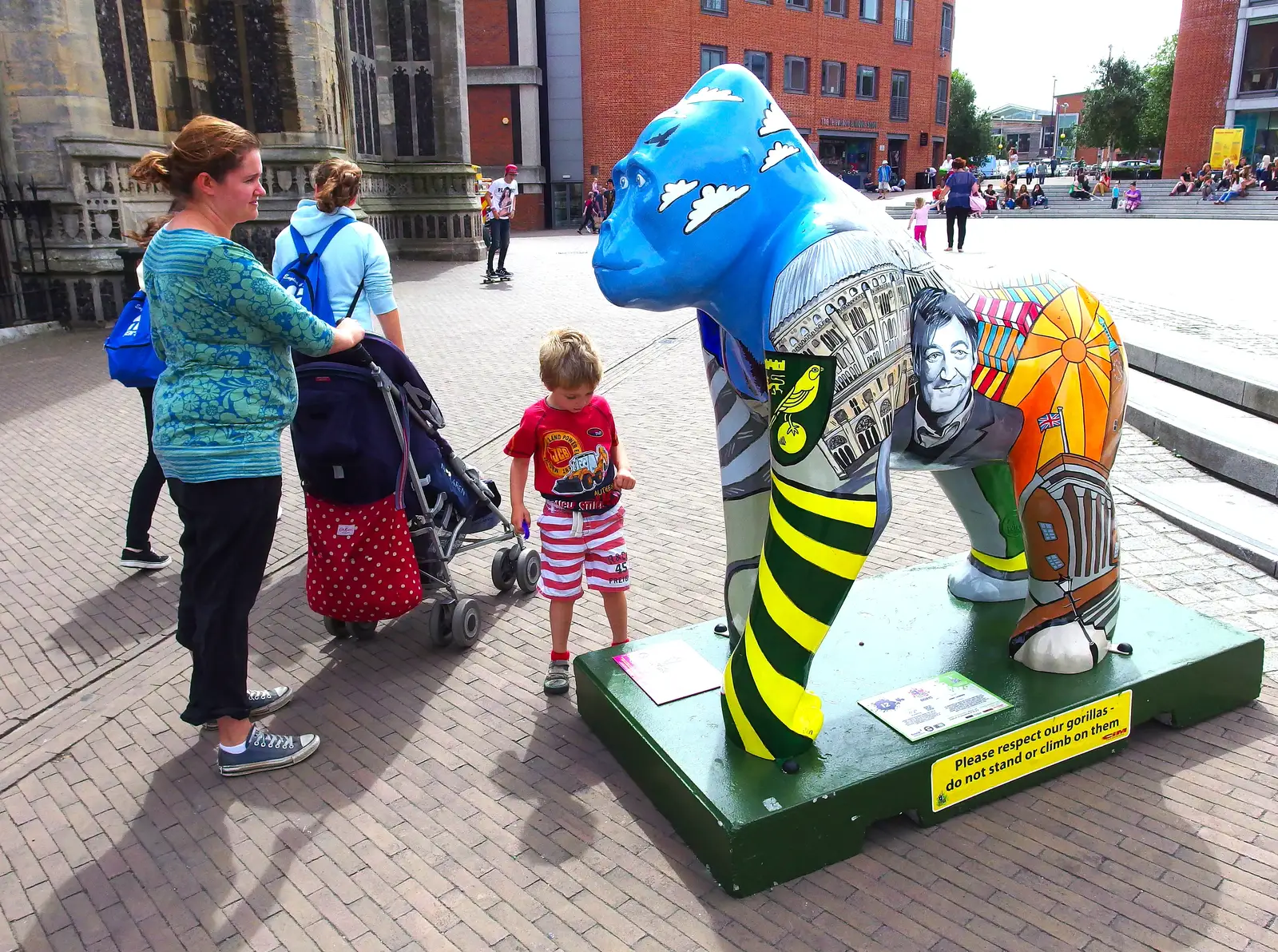 The gorilla in front of St. Peter Mancroft, from The Gorillas of Norwich, Norfolk - 5th August 2013