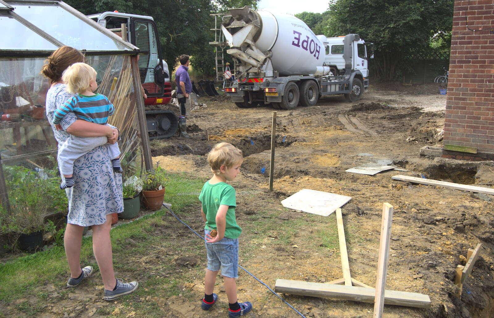 Isobel, Harry and Fred watch from Grand Designs: Building Commences, Brome, Suffolk - 8th August 2013